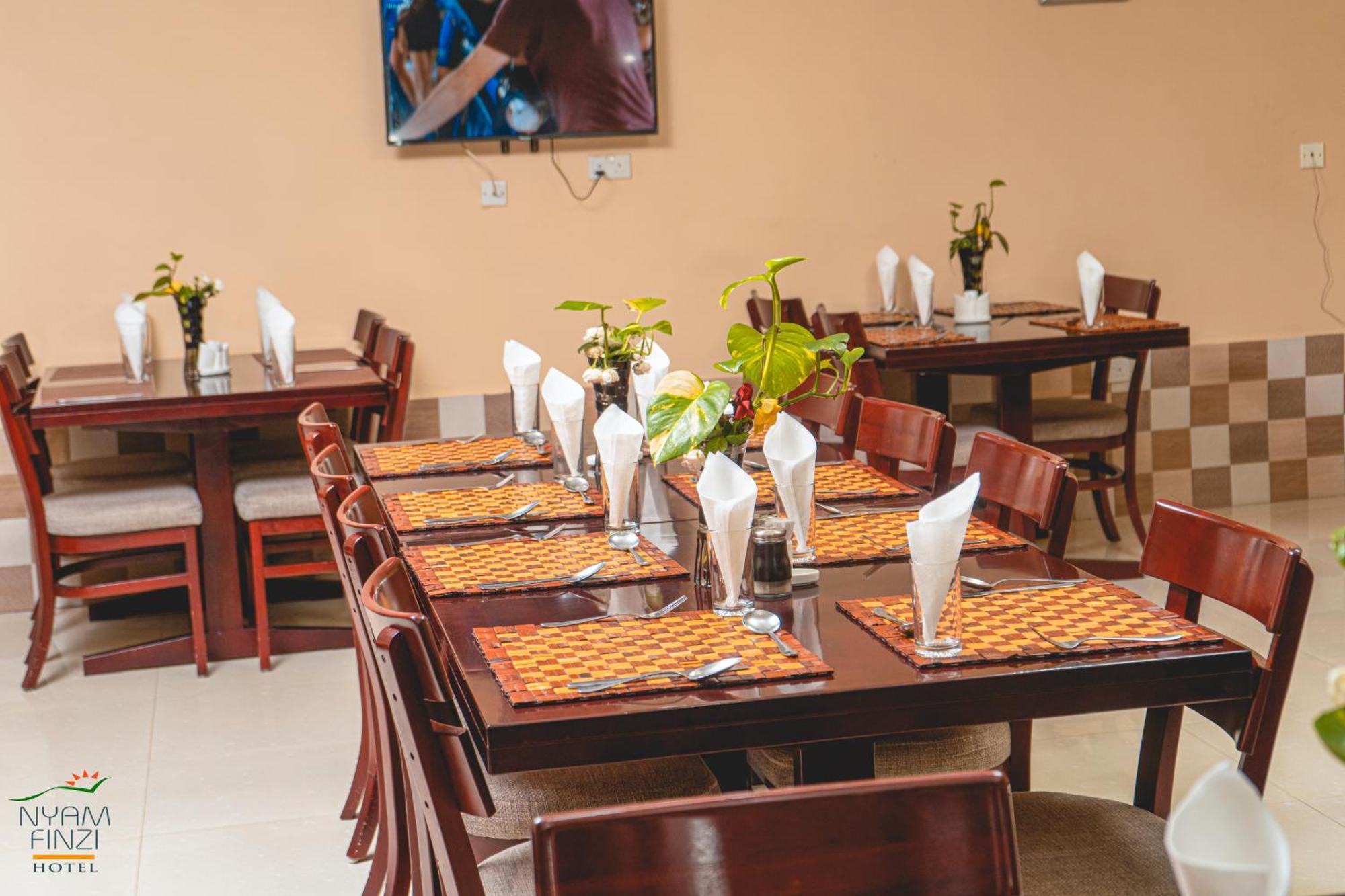 Nyamfinzi Hotel Chipata Kültér fotó